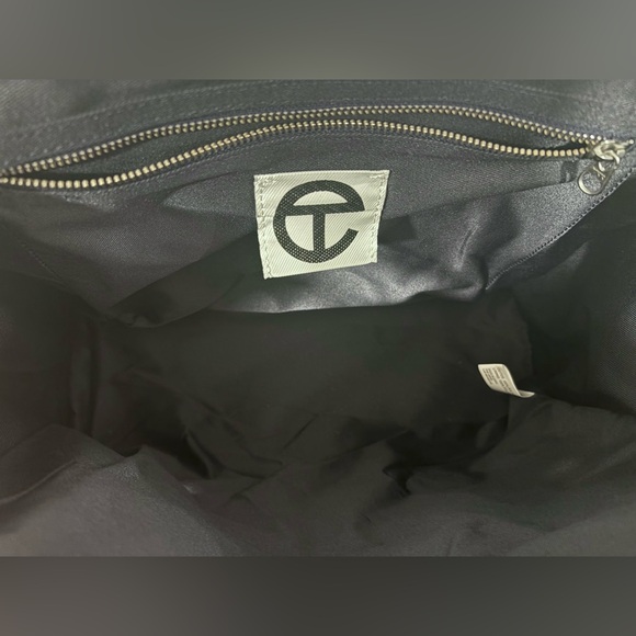 Telfar Medium Shopping Tote | Olive Green - Picture 7 of 9